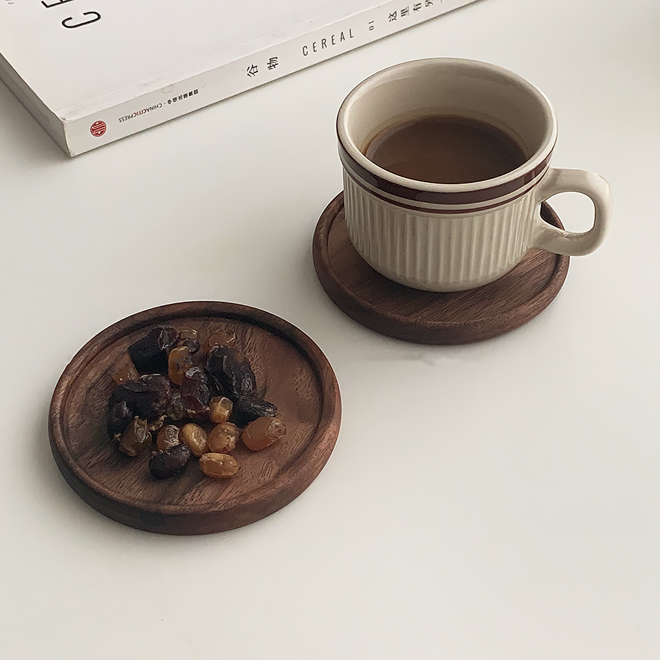 Posavasos de Madera de Nogal Japonés